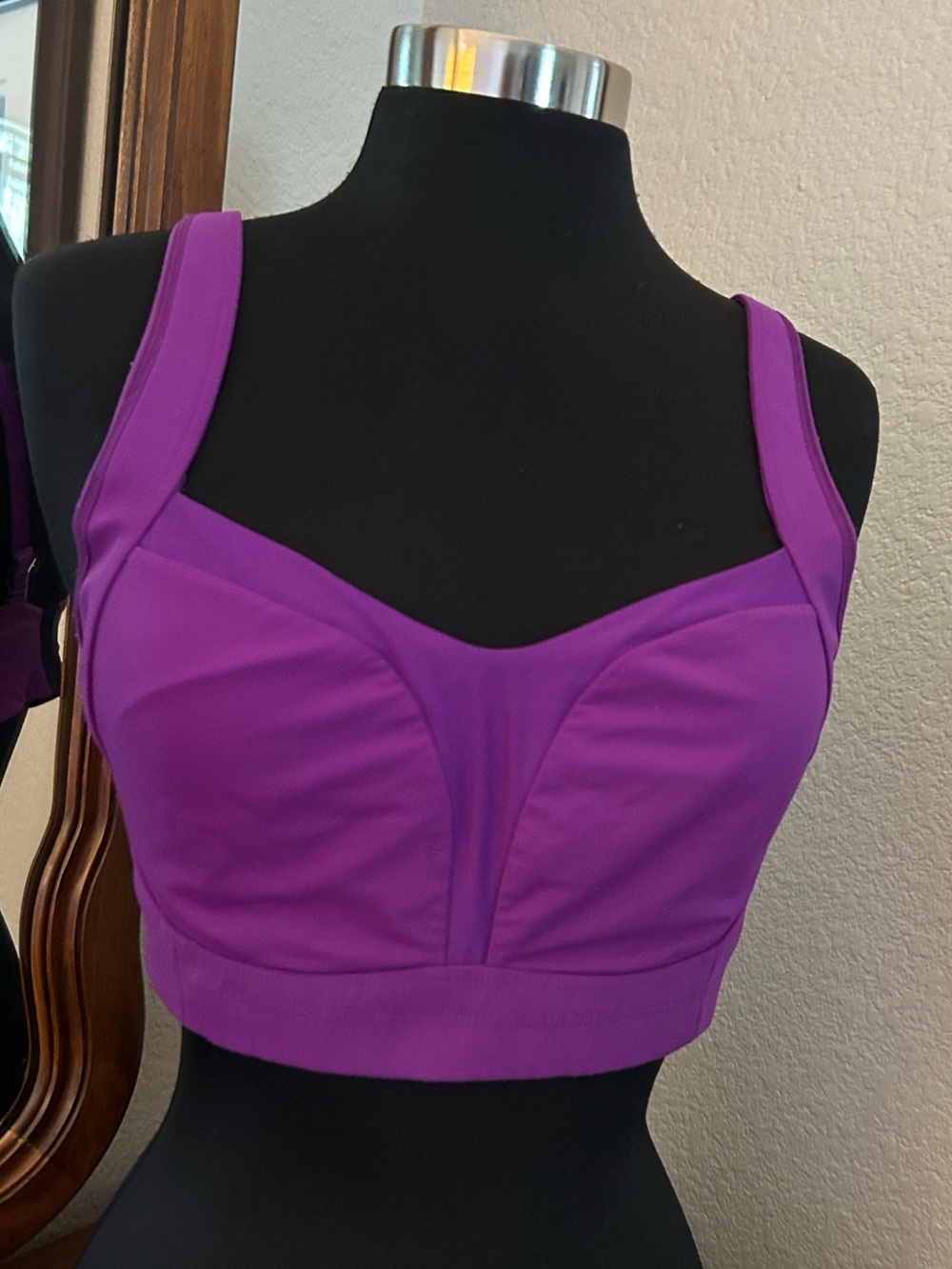 Lululemon Purple Longline Bralette Top - Women Intimates. Size 36D. nWTGS.